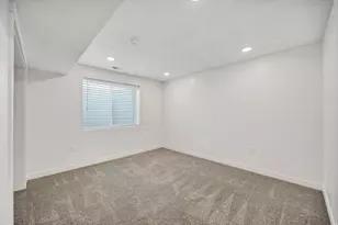 592 E 600 S, Hyrum, UT 84319 - Photo 24