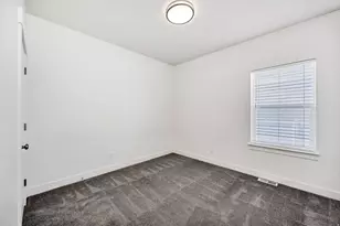 592 E 600 S, Hyrum, UT 84319 - Photo 36