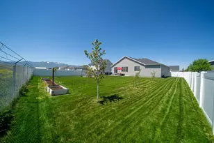 592 E 600 S, Hyrum, UT 84319 - Photo 46