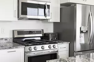 592 E 600 S, Hyrum, UT 84319 - Photo 6