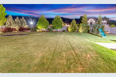 893 E Hollyhock, Fruit Heights, UT 84037 - Photo 88