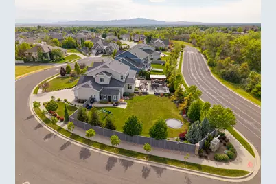 893 E Hollyhock, Fruit Heights, UT 84037 - Photo 96