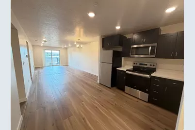 1032 E 400 S #405B, Salt Lake City, UT 84102 - Photo 2