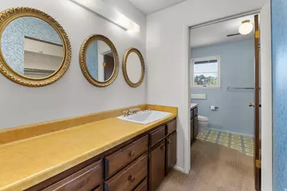 576 S 490 W, Orem, UT 84058 - Photo 24