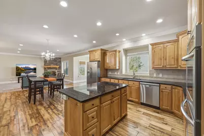 182 S 1300 E, Pleasant Grove, UT 84062 - Photo 12