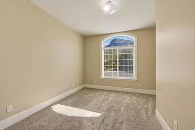 182 S 1300 E, Pleasant Grove, UT 84062 - Photo 22