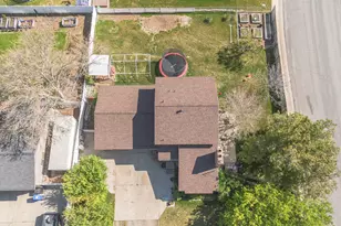 825 W 300 N, Hyrum, UT 84319 - Photo 34