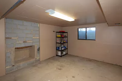 825 W 300 N, Hyrum, UT 84319 - Photo 24