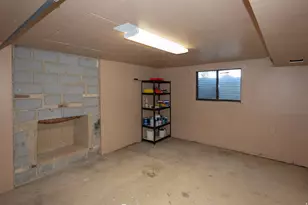 825 W 300 N, Hyrum, UT 84319 - Photo 24