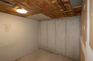825 W 300 N, Hyrum, UT 84319 - Photo 26