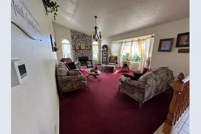 319 S 900 W, Orem, UT 84058 - Photo 2