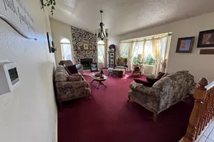 319 S 900 W, Orem, UT 84058 - Photo 2