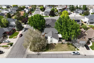 319 S 900 W, Orem, UT 84058 - Photo 34
