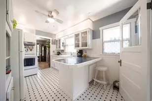 1533 S 400 E, Salt Lake City, UT 84115 - Photo 10