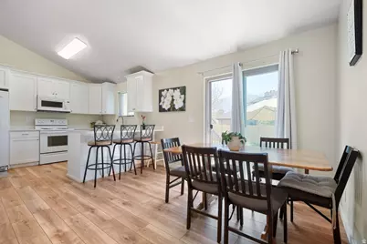 865 S 325 W, Orem, UT 84058 - Photo 14