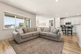 236 W Prickly Pear Dr, Saratoga Springs, UT 84045 - Photo 12