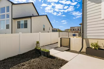 236 W Prickly Pear Dr, Saratoga Springs, UT 84045 - Photo 40