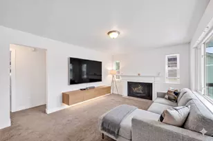 7879 S Oak St, Midvale, UT 84047 - Photo 2