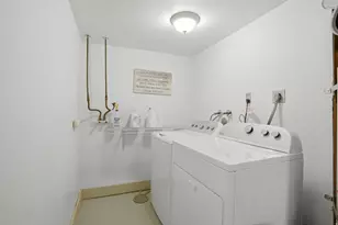 3928 S Nora Cir, Holladay, UT 84124 - Photo 36