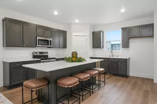 5249 N Evergreen Wy, Eagle Mountain, UT 84005 - Photo 4