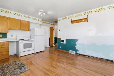 45 S 100 E, Centerfield, UT 84622 - Photo 8