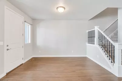 15062 S Wild Horse Way, Bluffdale, UT 84065 - Photo 6
