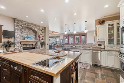 793 Lakeview Dr #31,32, Garden City, UT 84028 - Photo 50