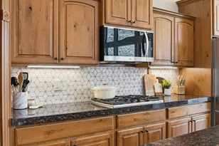 2076 E Ashdown Ln, Draper, UT 84020 - Photo 14