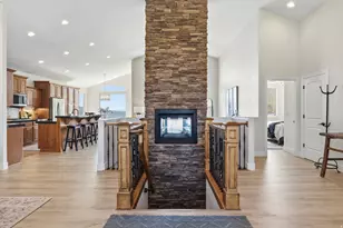 2076 E Ashdown Ln, Draper, UT 84020 - Photo 4
