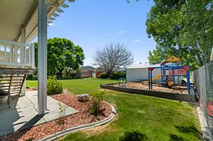 5727 S 3550 W, Roy, UT 84067 - Photo 32