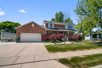 5727 S 3550 W, Roy, UT 84067 - Photo 2