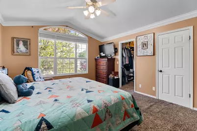 5727 S 3550 W, Roy, UT 84067 - Photo 6