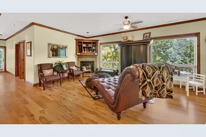 973 E Taliesen Cv S, Midvale, UT 84047 - Photo 8