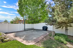 1397 W 2275 S, Syracuse, UT 84075 - Photo 38