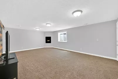 1397 W 2275 S, Syracuse, UT 84075 - Photo 30