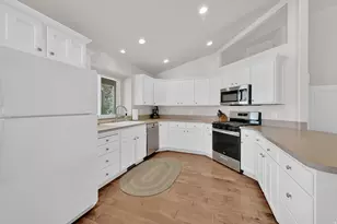 1397 W 2275 S, Syracuse, UT 84075 - Photo 22