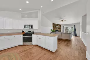 1397 W 2275 S, Syracuse, UT 84075 - Photo 24