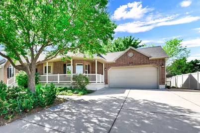 1397 W 2275 S, Syracuse, UT 84075 - Photo 2
