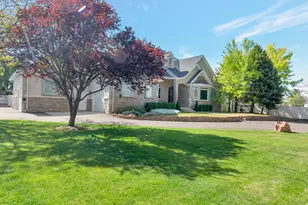 2737 W 9850 S, South Jordan, UT 84095 - Photo 4