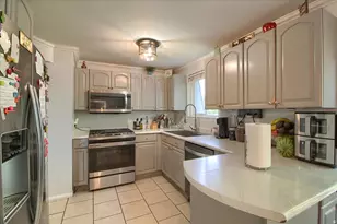 4535 S Jarrah St, Taylorsville, UT 84123 - Photo 6