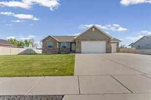 662 E 100 N, Tremonton, UT 84337 - Photo 26