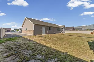 662 E 100 N, Tremonton, UT 84337 - Photo 30