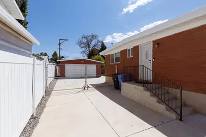1104 E 5235 S, Murray, UT 84117 - Photo 24