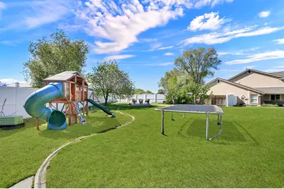 2476 W Clydesdale Ct. N, Farr West, UT 84404 - Photo 32