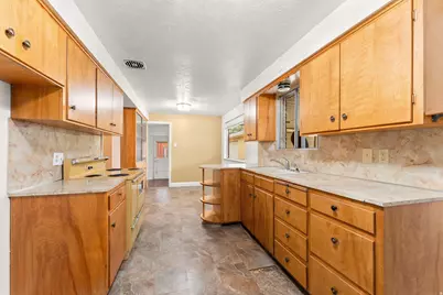 965 N 400 E, Lehi, UT 84043 - Photo 10