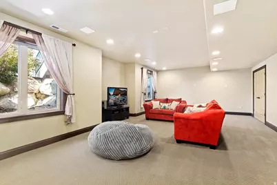 3225 W Chateau View Cir, South Jordan, UT 84095 - Photo 38