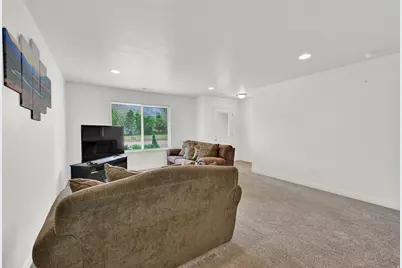 7449 S Sandalwood Dr E #30, South Weber, UT 84405 - Photo 8
