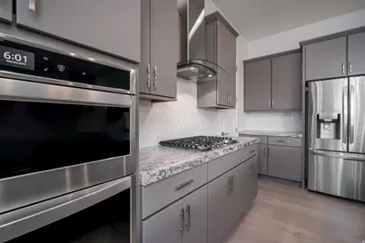 789 S Miller Ave S, North Salt Lake, UT 84054 - Photo 8