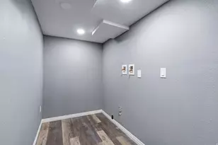 1438 N Trinnaman Ln W, Lehi, UT 84043 - Photo 32