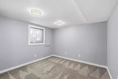 1438 N Trinnaman Ln W, Lehi, UT 84043 - Photo 30